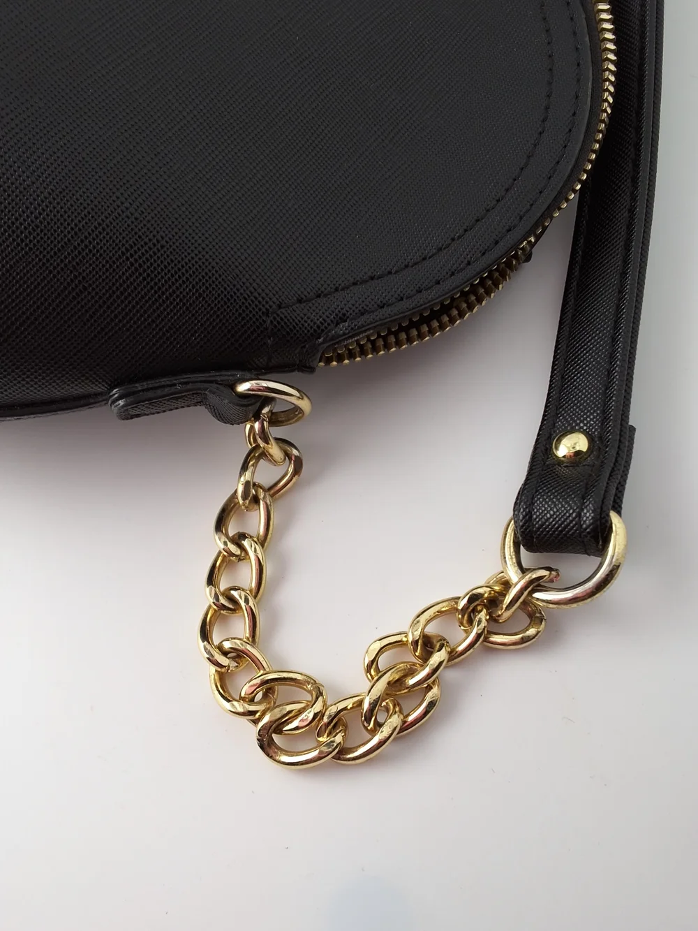 Vintage Betsey Johnson Black Saffiano Bow Dome Crossbody Bag